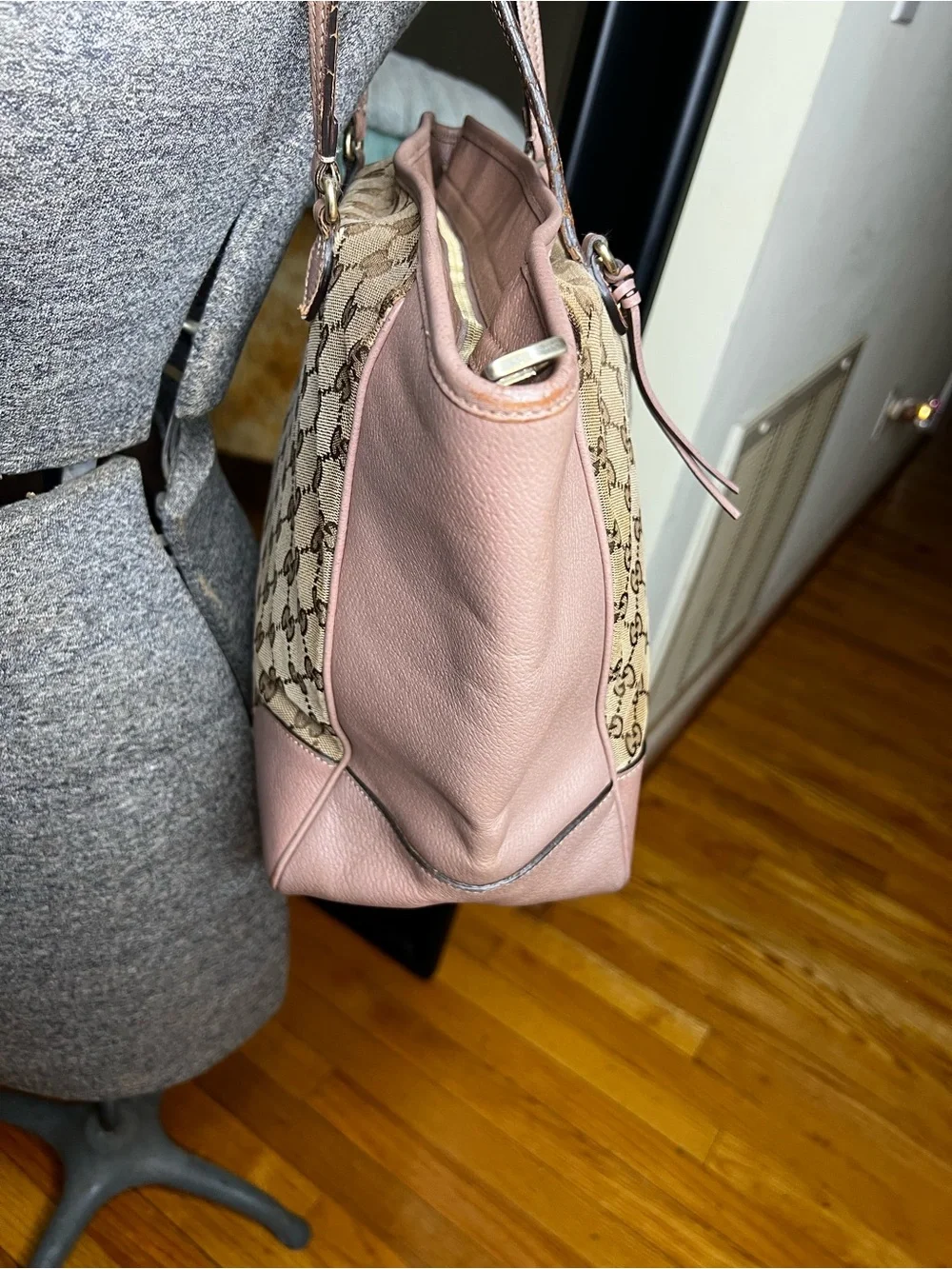 Gucci Bree GG Canvas Leather Tote Bag Pink/Taupe Authentic Made in Italy 323671